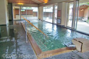 男性用大浴場　浴槽