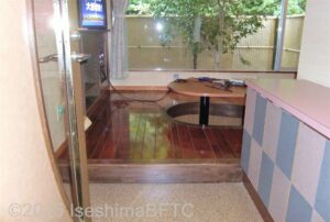 カラオケ付き貸切風呂　入口
