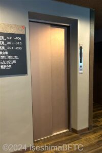 本館エレベーター
