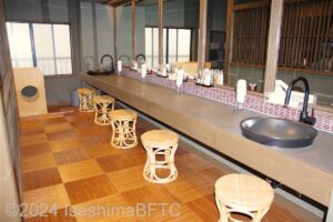 「くのいちの湯」洗面