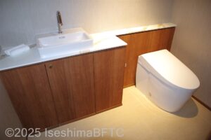 オーシャンビュースイート・クラブ　トイレのようす