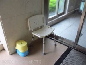 男性用大浴場　シャワーチェア