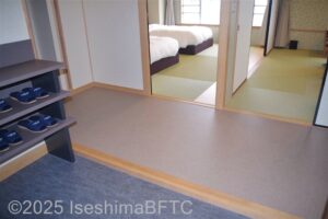 和ベッド和室　上がりかまち