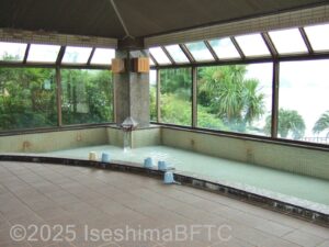 「岬の湯」浴槽