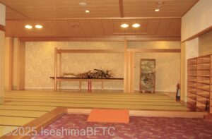 大宴会場「真珠」入口上がりかまち