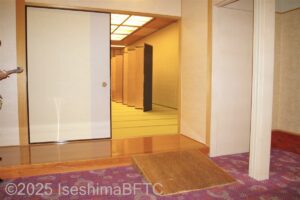 中宴会場（和タイプ）入口