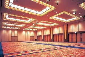 「シーサイドホール」内部のようす