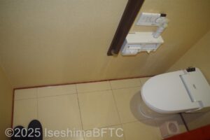 海側絶景展望風呂付き客室　トイレ