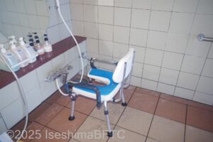 女性用大浴場　シャワーチェア