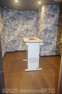 喫煙ルーム内部