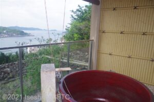 海側露天風呂付き客室　露天風呂からの眺め
