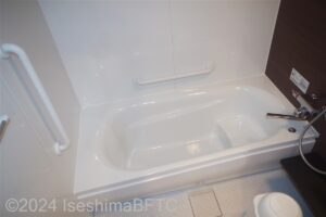 洋室トリプル（219号室）　浴槽のようす