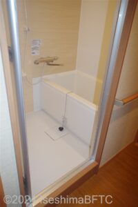 デラックス和洋室　浴室入口