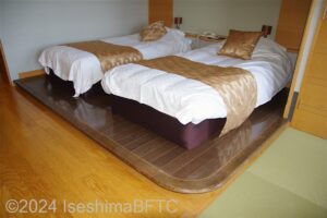 和洋室　ベッド