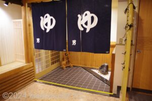 南館男性用大浴場　入口