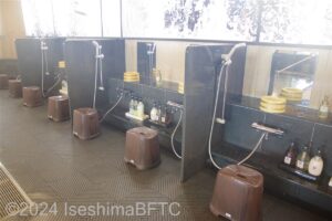 南館男性用大浴場　洗い場