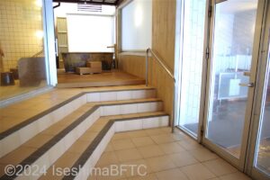南館女性用大浴場　嬉春亭大浴場への階段