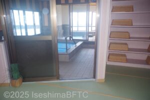 女性用大浴場浴室入口