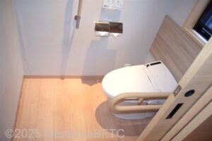 ユニバーサルスイート　トイレのようす