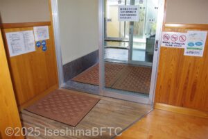 男性用大浴場浴室入口